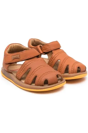 Camper Sandalias Bicho con puntera cerrada