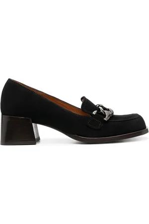 Chie Mihara Mocasines con detalle de cadena