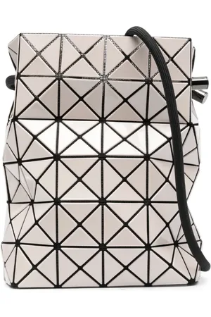 Issey Miyake Bolso bombonera Wring con panel geométrico