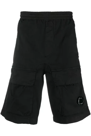 C.P. Company Bermudas cargo con parche del logo