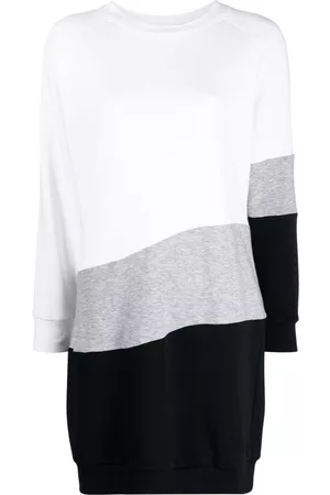 Ioana Ciolacu Vestido estilo sudadera de manga larga