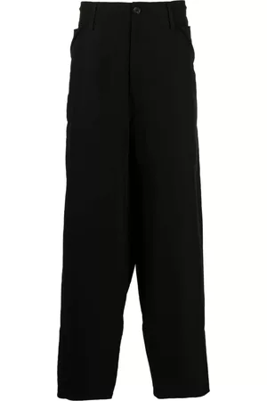YOHJI YAMAMOTO Pantalones con bolsillos