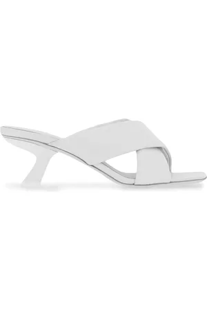 Salvatore Ferragamo Mules con tiras cruzadas