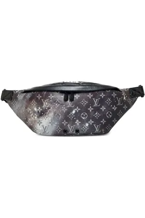 LOUIS VUITTON Riñonera Discovery 2018 pre-owned