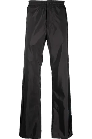Prada Bermudas Re-Nylon con detalle del logo