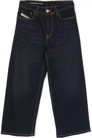 Diesel Vaqueros con letras bordadas