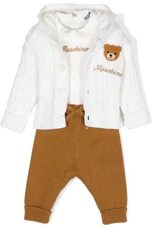 Moschino Conjunto de tres piezas con logo bordado