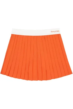 Sporty & Rich Falda New Serif plisada