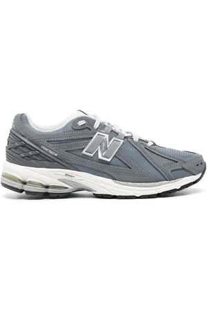 New Balance Zapatillas 1906R con parche del logo
