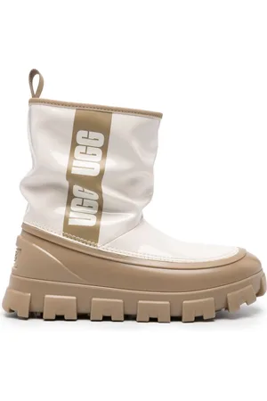 UGG Botas Classic Brellah con logo estampado