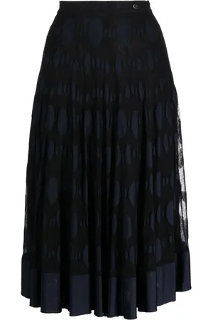 CHANEL Falda midi plisada con motivo de lunares 2016