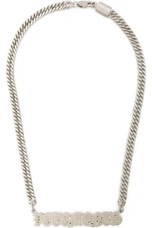 Vetements Collar Gothic con placa del logo