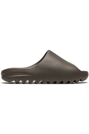 adidas Sandalias YEEZY Soot