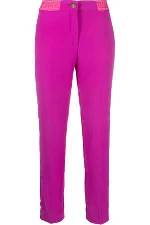 VERSACE Pantalones slim con logo en la cinturilla