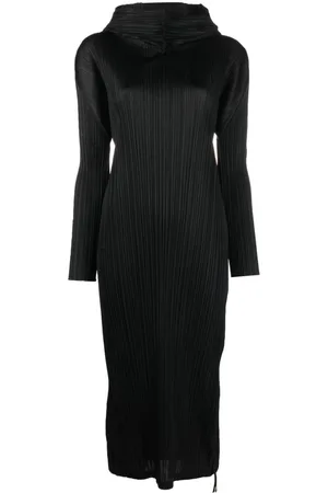 PLEATS PLEASE ISSEY MIYAKE Vestido con cuello alto