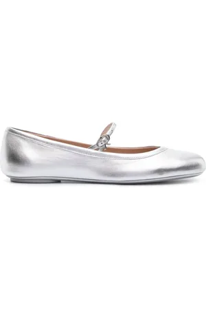 Gianvito Rossi Bailarinas Carla planas