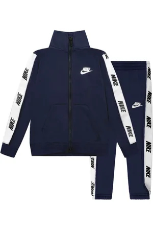 Nike Chándal con logo Swoosh