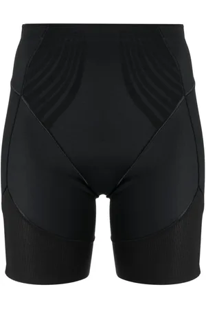 Spanx Pantalones cortos de compresión Haute Contour®