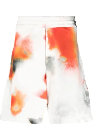Alexander McQueen Bermudas con estampado tie-dye