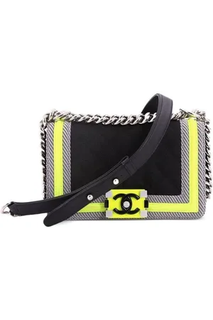 CHANEL Bolso de hombro Fluo Boy pequeño 2016