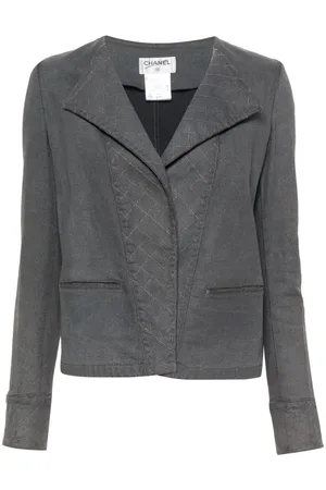 CHANEL Chaqueta con acolchado de rombos 2005
