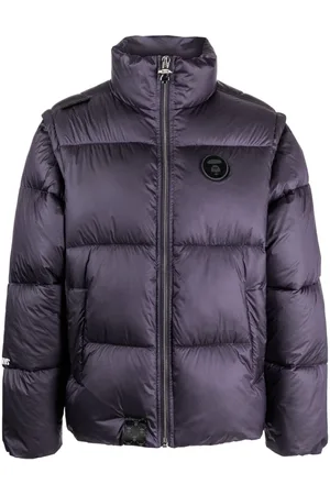 A Bathing Ape Plumífero con aplique del logo