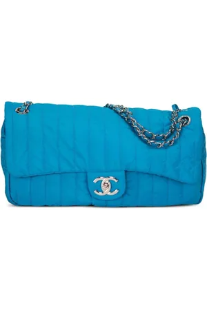 CHANEL Bolso de hombro Classic Flap acolchado 2012