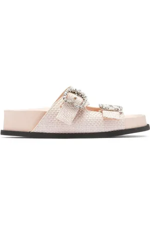 Nº21 Sandalias con hebilla de cristales