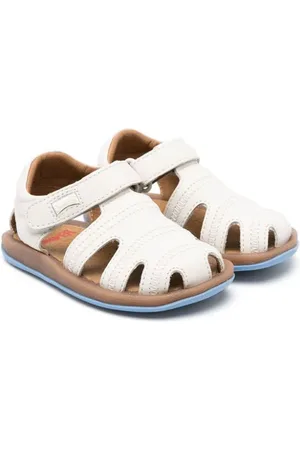 Camper Sandalias Bicho con aberturas