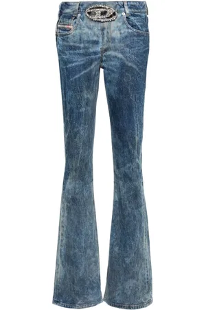 Diesel Vaqueros acampanados con hebilla del logo