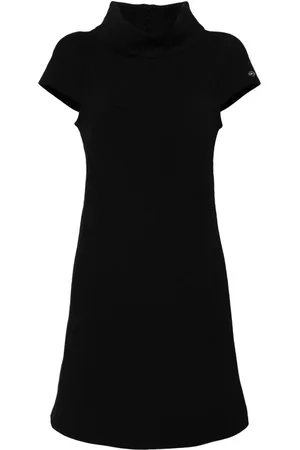 CHANEL Vestido corto con logo CC 2000