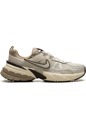 Nike Zapatillas V2K Run Light Orewood Brown