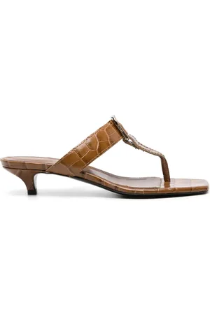 Totême Mules The Belted con tacón de 35 mm