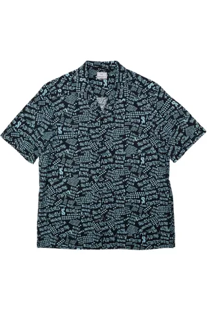 KSUBI Camisa Heroism con texto estampado