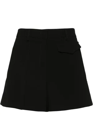 BLANCA Pantalones cortos con detalle de costuras