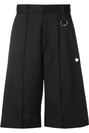 PACE Bermudas con placa del logo