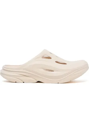 Hoka One One Slippers Ora Recovery con puntera redonda