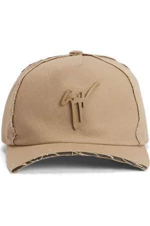 Giuseppe Zanotti Gorra Cohen con detalle deshilachado