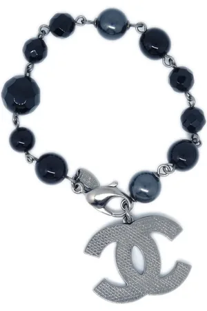 CHANEL Pulsera con logo CC 2011