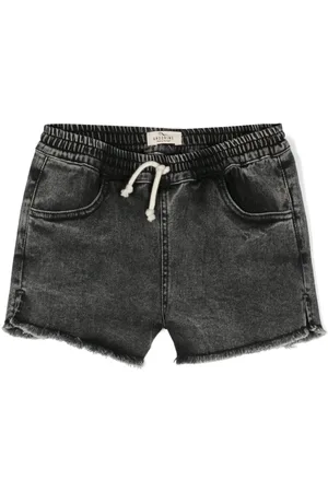 Le pandorine Pantalones vaqueros cortos con detalle de flecos