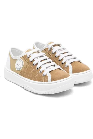 Nº21 Zapatillas con parche del logo