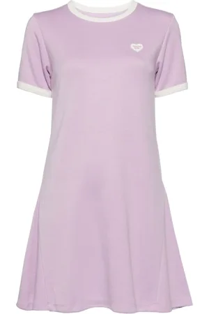 Chocoolate Vestido corto tipo camiseta con parche del logo