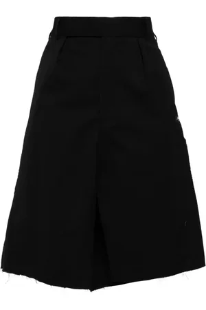 PROTOTYPES Pantalones cortos a capas
