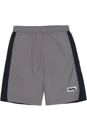 Maison Kitsuné Pantalones cortos de chándal con diseño colour block