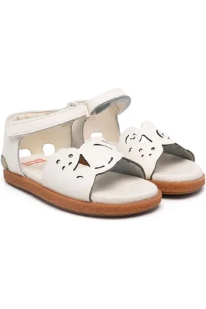 Camper Sandalias Twins con cortes a láser