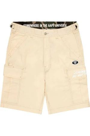 A Bathing Ape Bermudas cargo con aplique del logo