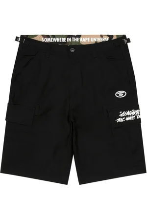 A Bathing Ape Bermudas cargo con aplique del logo