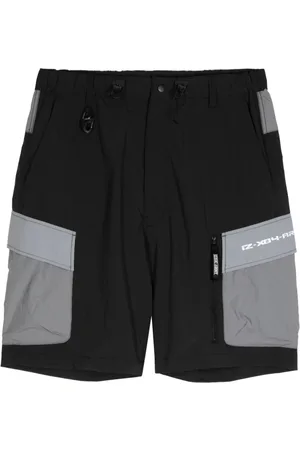 Izzue Bermudas cargo con diseño colour block