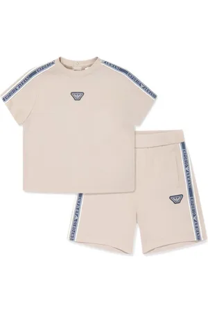 Emporio Armani Conjunto con parche del logo