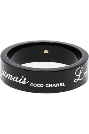CHANEL Brazalete con eslogan estampado 2007